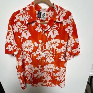 KENNINGTON LTD HAWAIIAN ORANGE AND WHITE PRINT SHIRT. SIZE L.